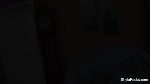 53349